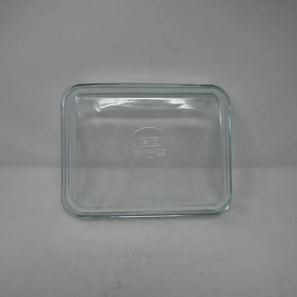 Pyrex 7211R 4 Cup Rectangular Glass Storage Container Made In USA
